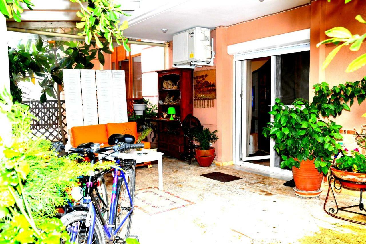 Studio On The Beach With Private Garden Agia Triada  Exterior photo